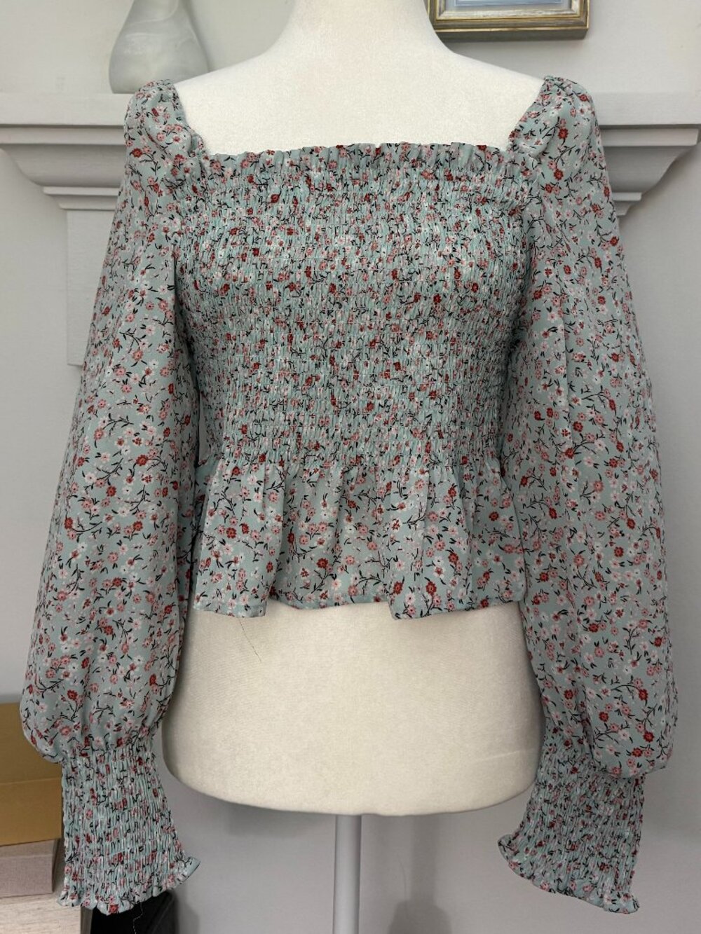 Shinestar Blue Floral Smocked Square Neck Puff Sleeve Peplum Top • L